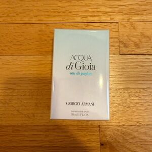 New in sealed package Giorgio Armani Acqua di Gioia Perfume